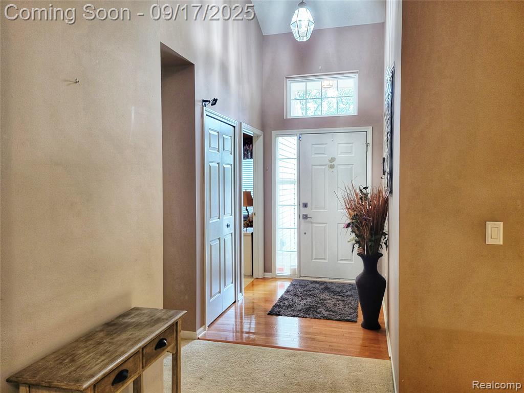 5566 Elmhurst Drive, Trenton, MI 48183 — Photo 4