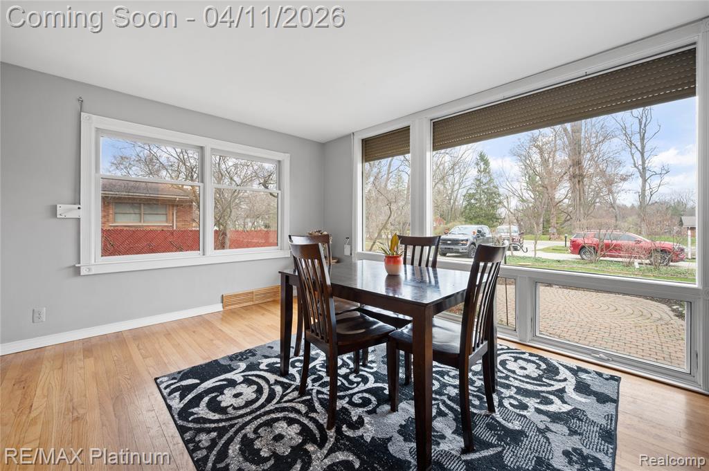 2454 N Middlebelt Road N, West Bloomfield, MI 48324 — Photo 21