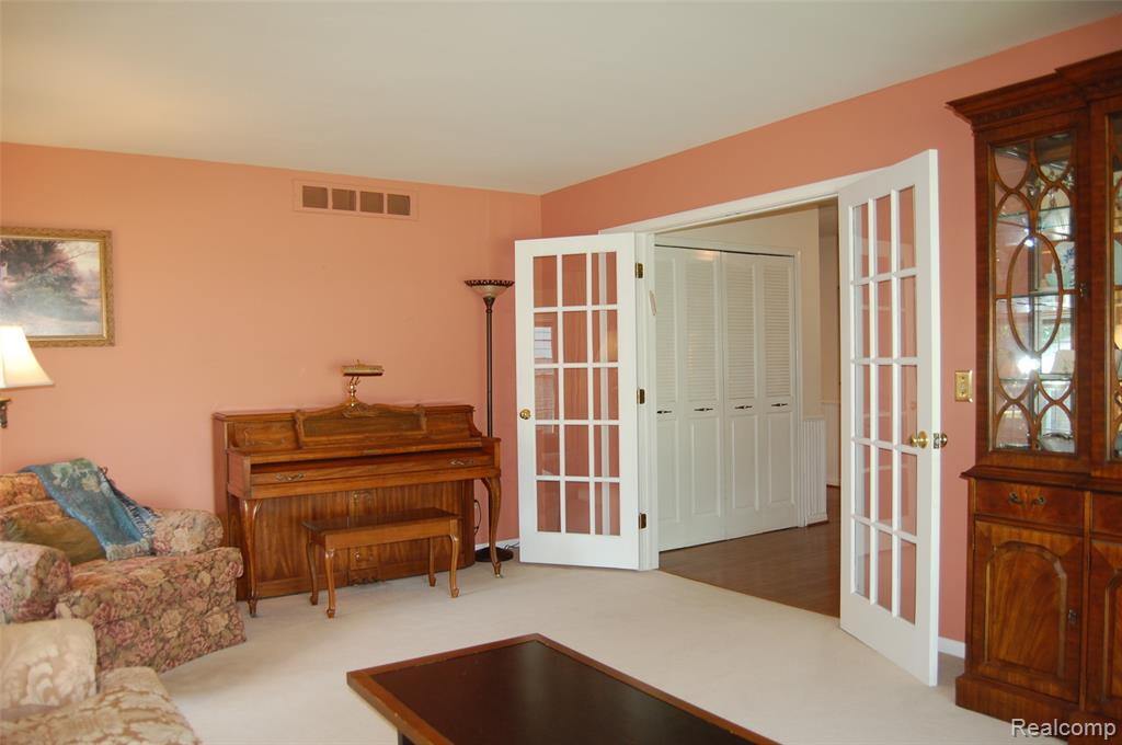 6560 Perham Drive, West Bloomfield, MI — Photo 21
