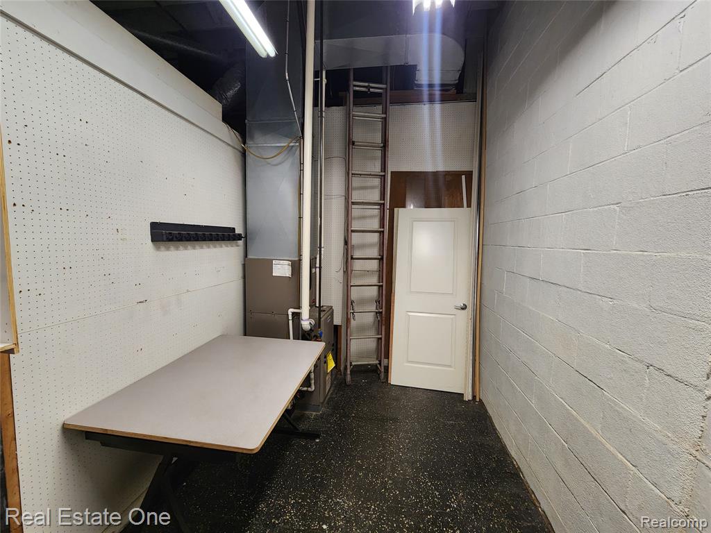 4105 12 Mile Road, Berkley, MI 48072 — Photo 18