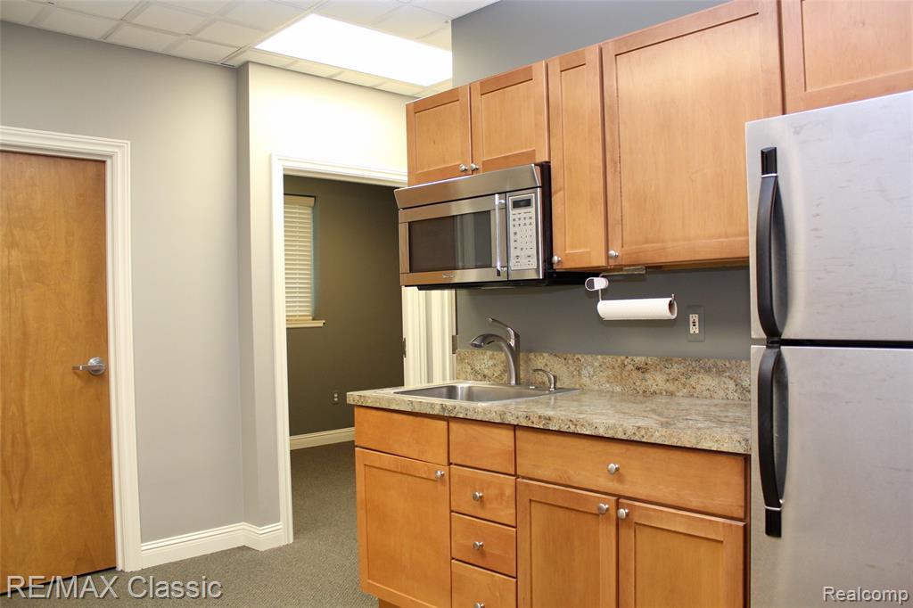 1550 N Milford Road, Milford, MI 48381 — Photo 4