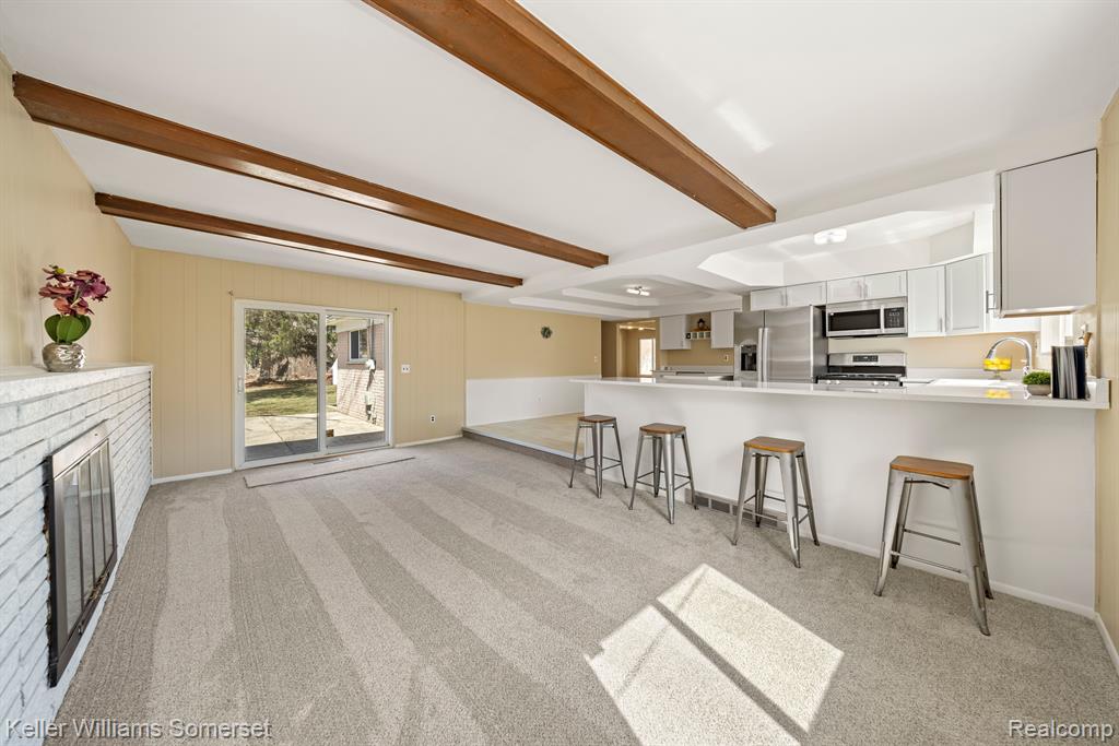 5355 CHURCH HILL Drive, Troy, MI 48085 — Photo 13