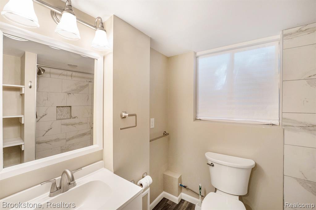 9279 Idaho Street, Livonia, MI 48150 — Photo 13