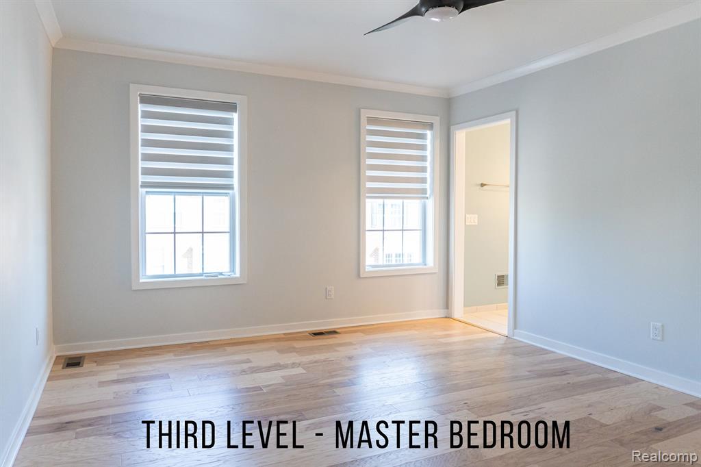 2836 RIDINGTON Road, Ann Arbor, MI 48105 — Photo 52