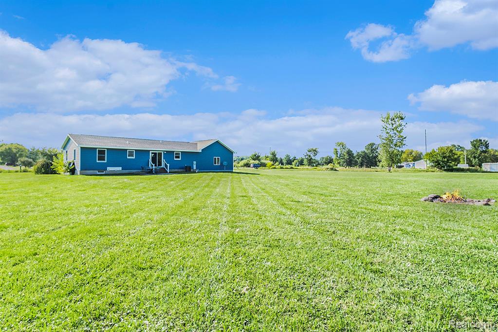 9437 Sheridan Road, Gaines Vlg, MI 48436 — Photo 27