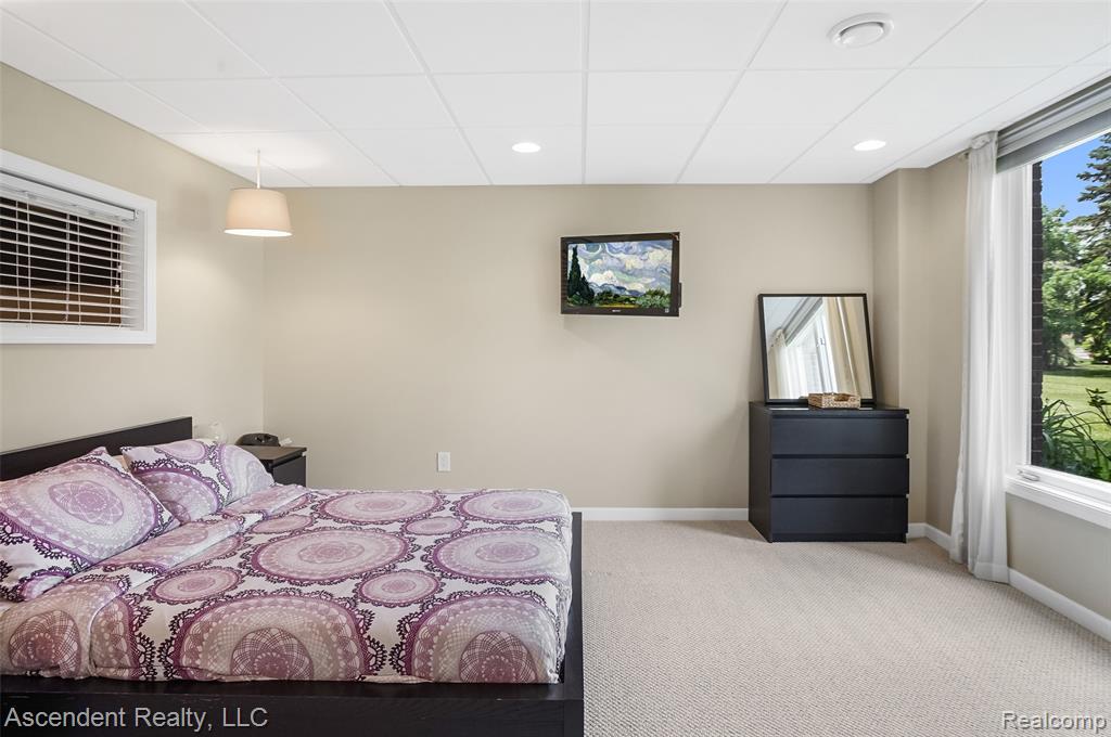 48392 Binghampton Drive, Northville, MI 48168 — Photo 40