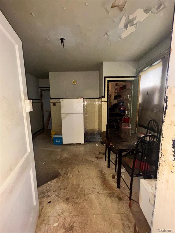 8056 Lynch Road, Detroit, MI 48234 — Photo 7