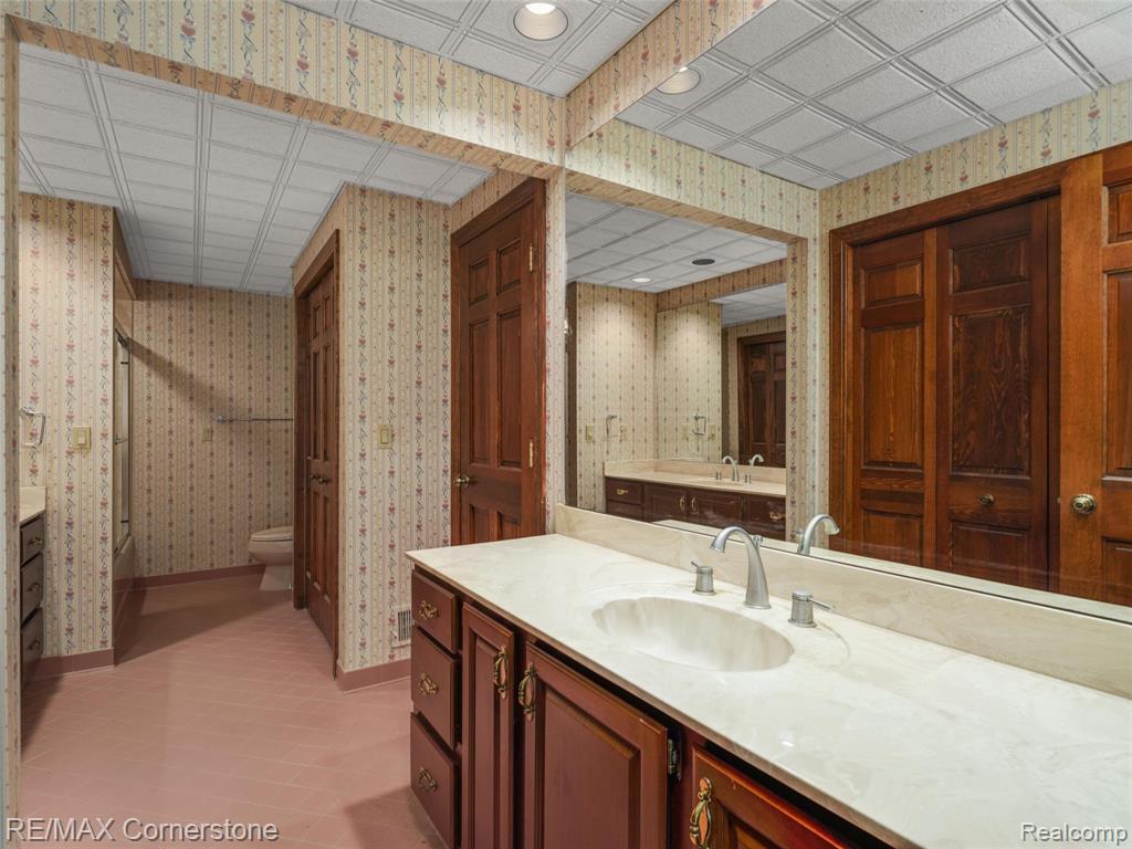 13780 Eaton Drive, Plymouth, MI 48170 — Photo 44