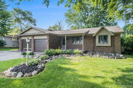 9205 POTTER Road, Flushing, MI 48433 — front exterior