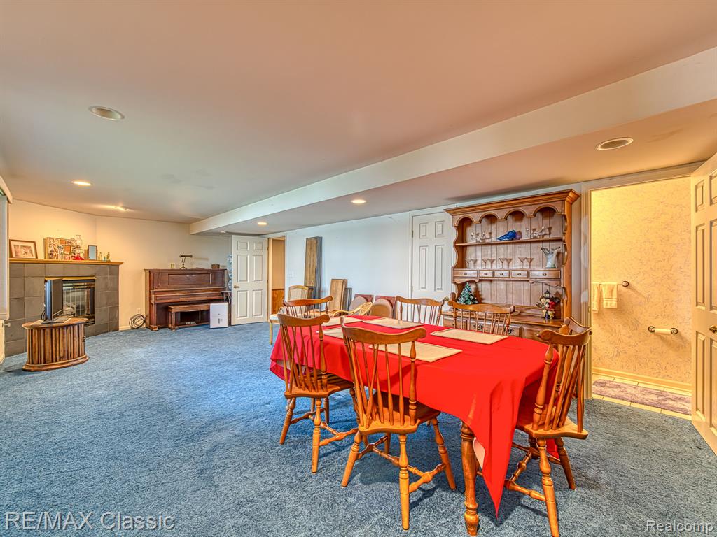11540 E E Shore Drive, Whitmore Lake, MI 48189 — Photo 21