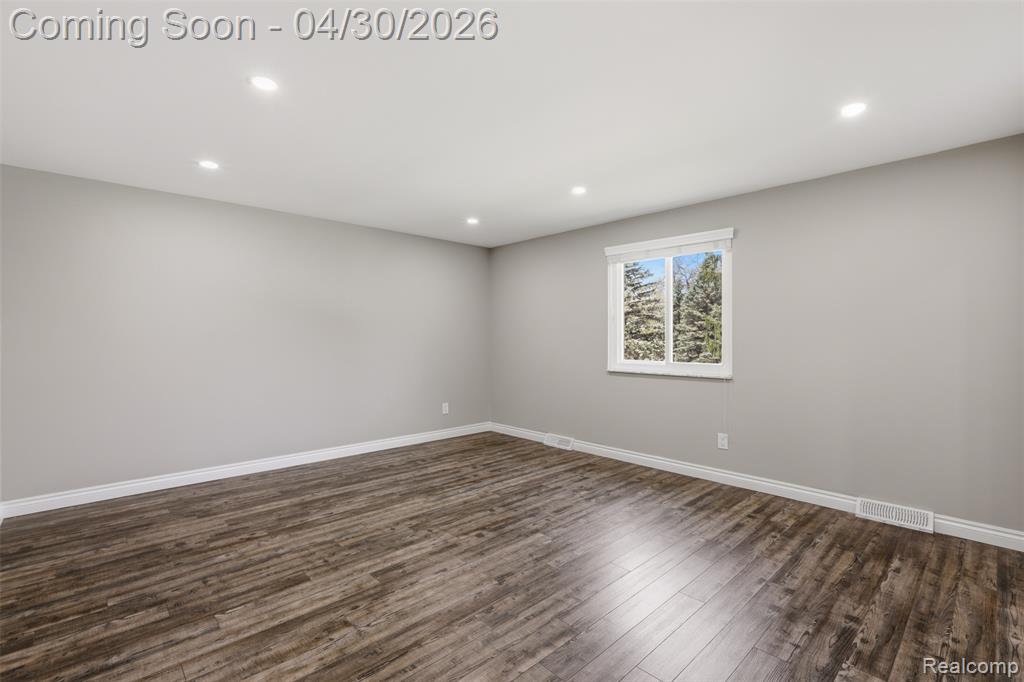 7978 Little Farm Lane, West Bloomfield, MI — Photo 25