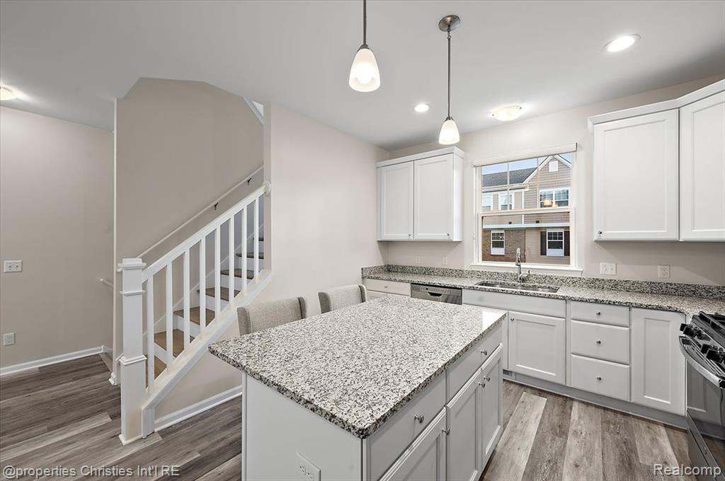4953 Treeside Lane, Troy, MI 48098 — Photo 38