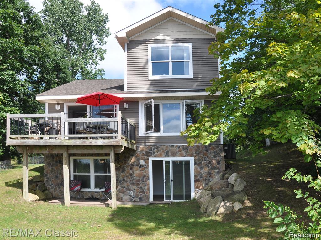 5050 Island Shore Drive, Pinckney, MI 48169 — Photo 3