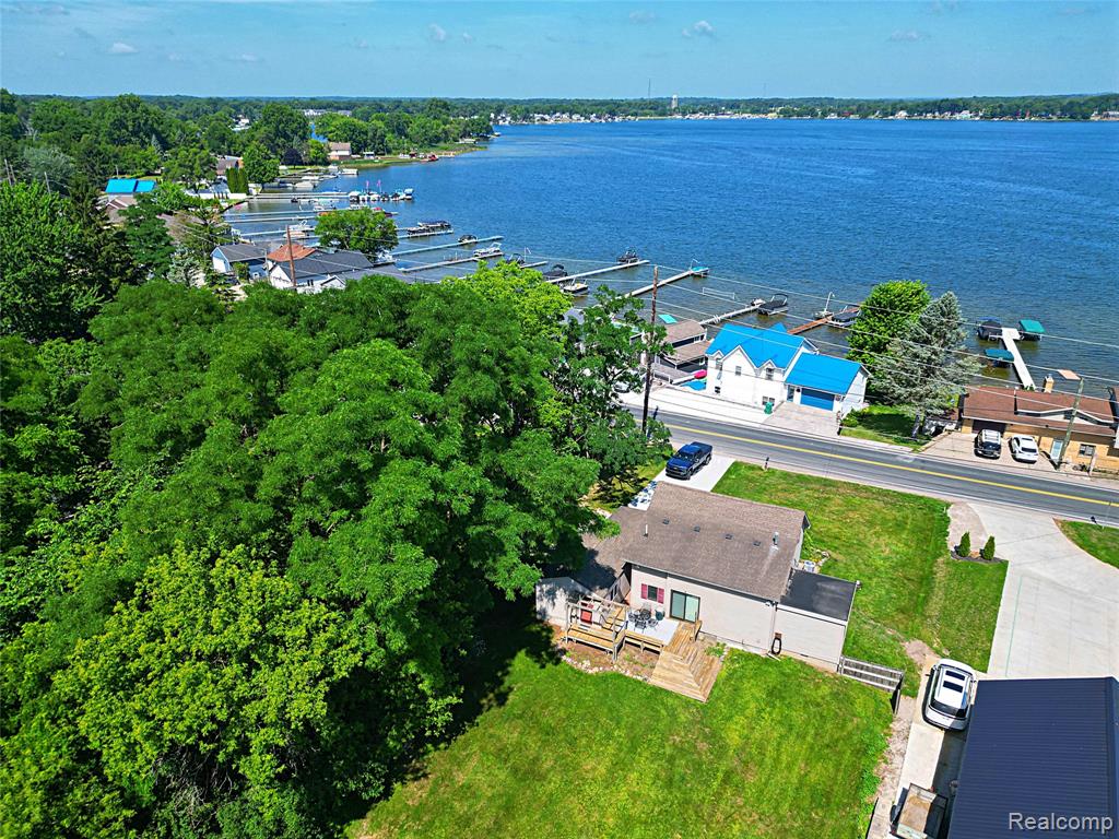 412 E Shore Drive, Whitmore Lake, MI 48189 — Photo 50