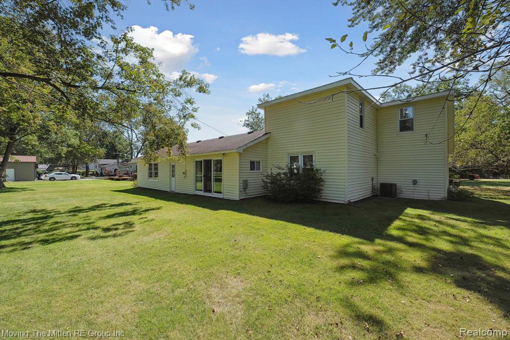 43832 ROBSON Road, Van Buren, MI 48111 — Photo 45