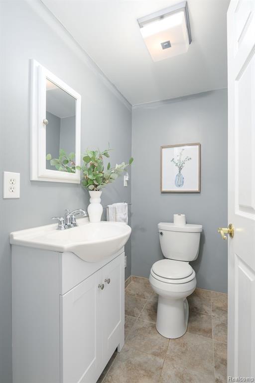 4339 Samoset Road, Royal Oak, MI 48073 — Photo 9