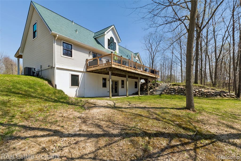 7249 Driftwood Drive, Fenton, MI 48430 — Photo 40