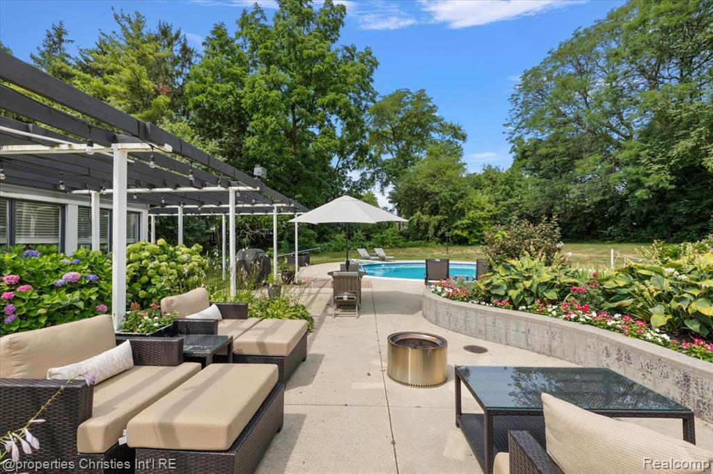 3060 Chickering Lane, Bloomfield Hills, MI 48302 — Photo 50