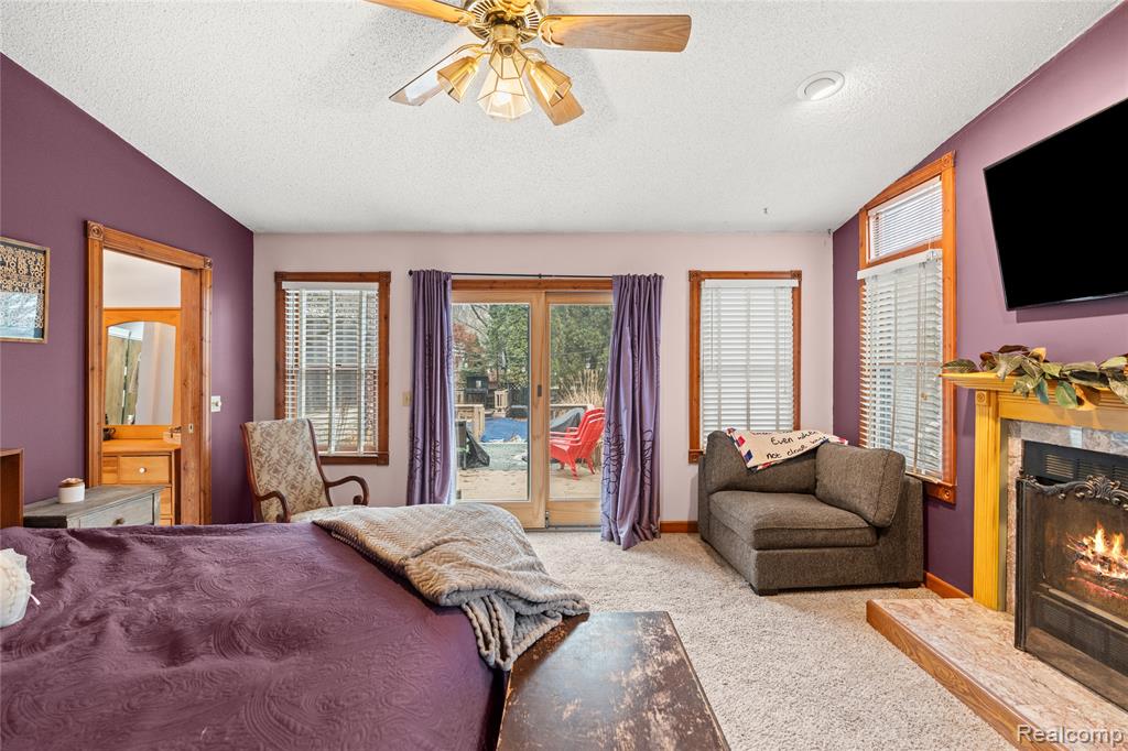 6076 E Carpenter Road, Flint, MI 48506 — Photo 24