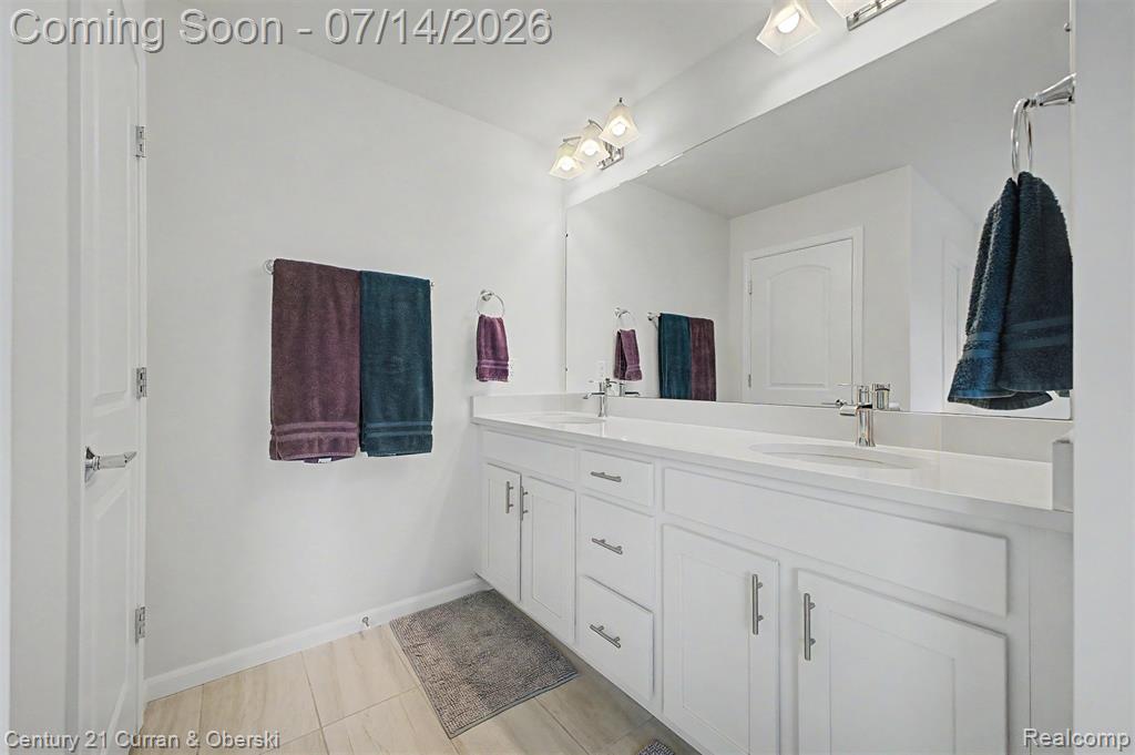 24256 Oak Ridge Boulevard, South Lyon, MI 48178 — Photo 45