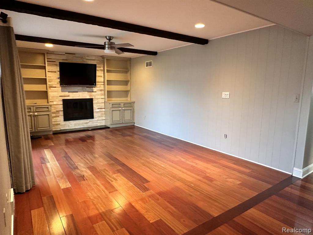 898 Portsmouth Drive, Troy, MI 48084 — Photo 8
