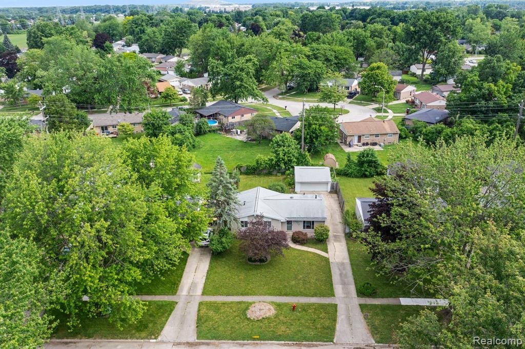 42204 MCBRIDE Avenue, Van Buren, MI 48111 — Photo 3