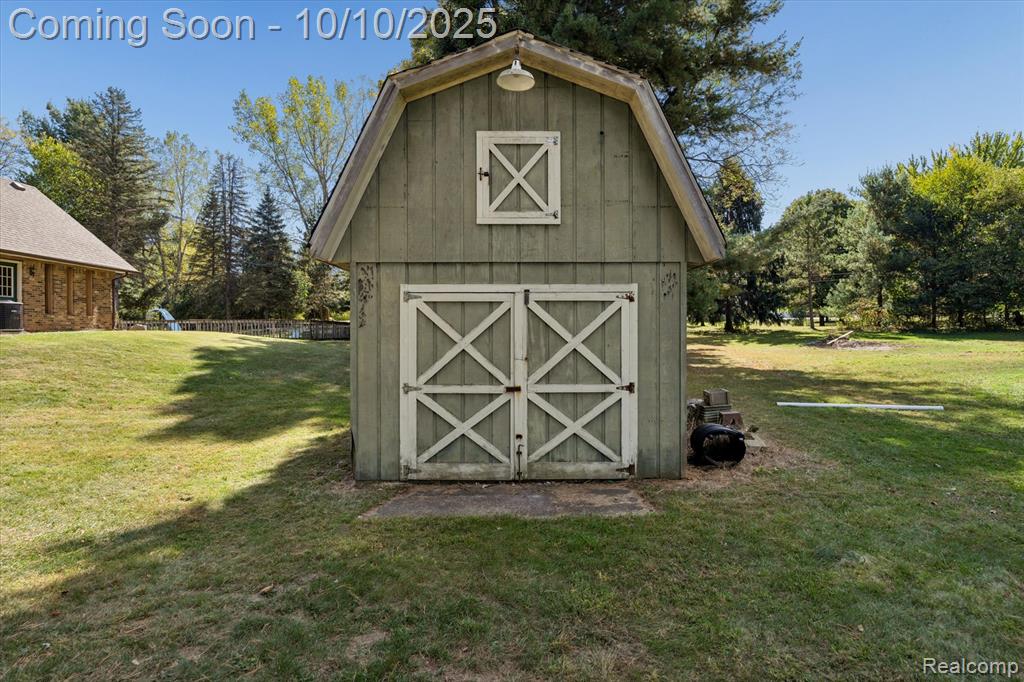 7750 Sleepy Hollow Drive, Northville, MI 48168 — Photo 52