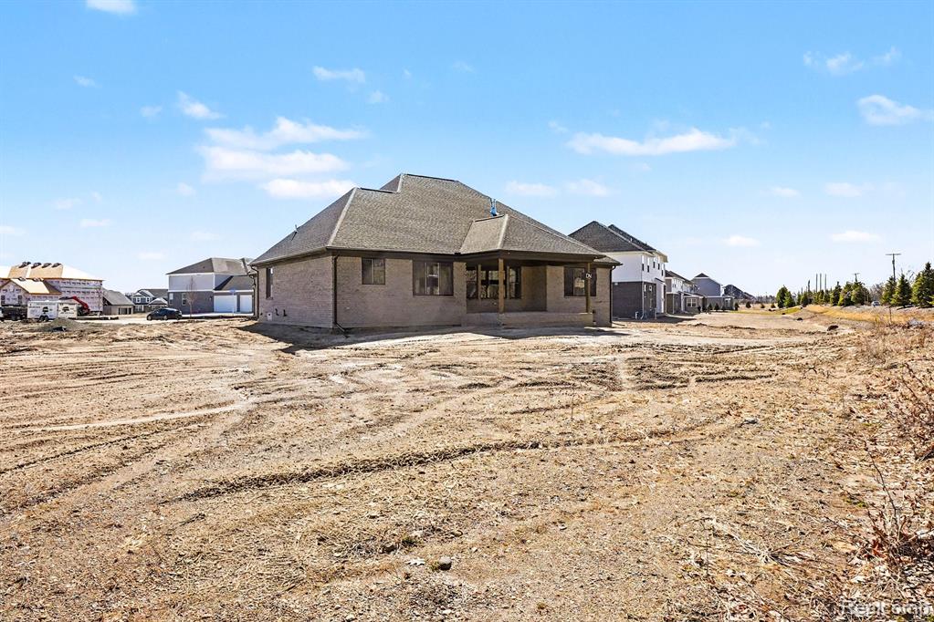 56211 Stone Falcon Drive, Shelby Twp, MI 48315 — Photo 45