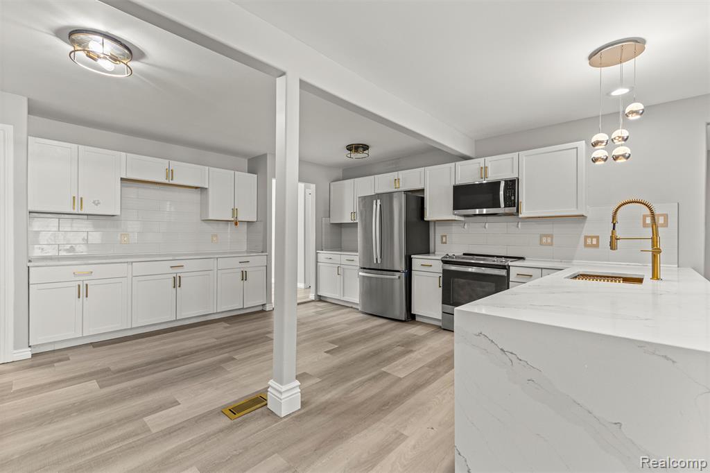 29940 Bock Street, Garden City, MI — Photo 36