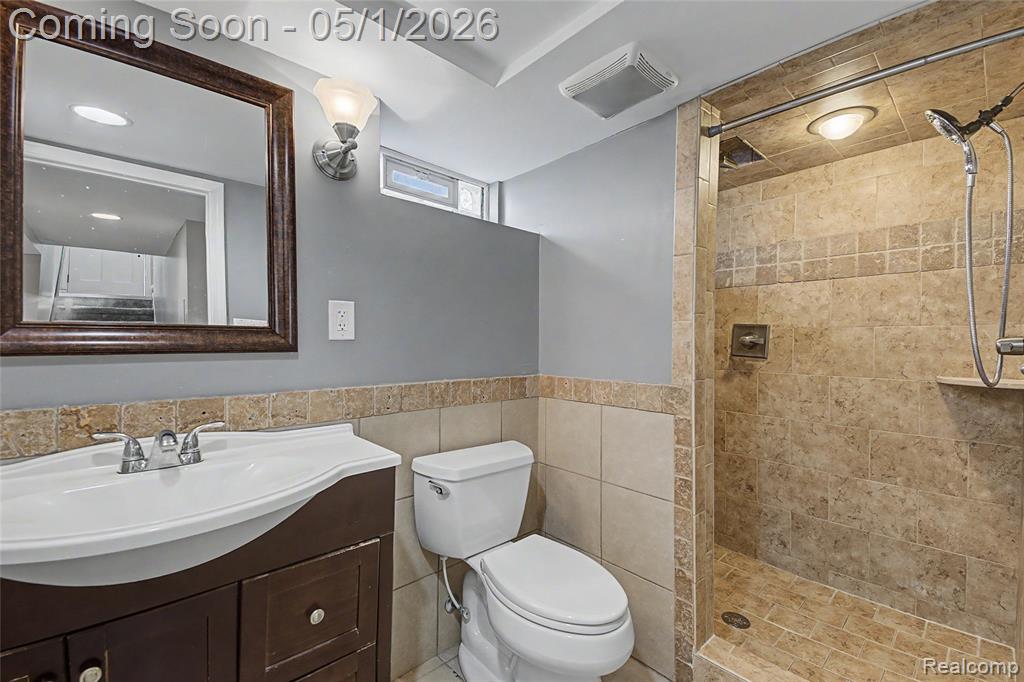 44775 Malow Avenue, Sterling Heights, MI 48314 — Photo 20