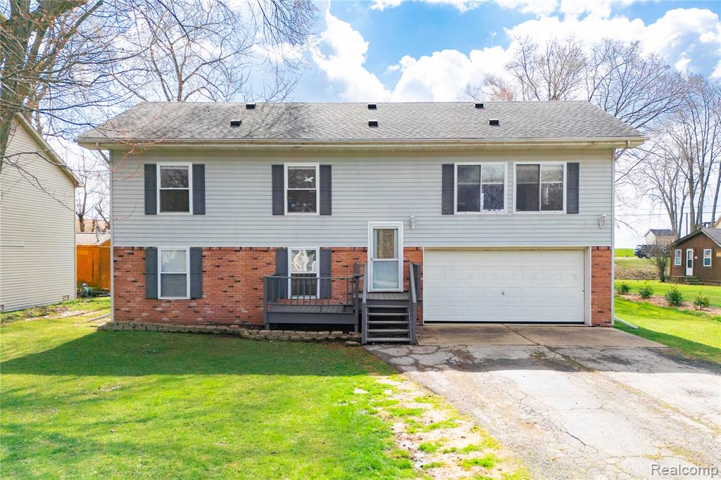7522 Sovey Drive, Newport, MI 48166 — Photo 3