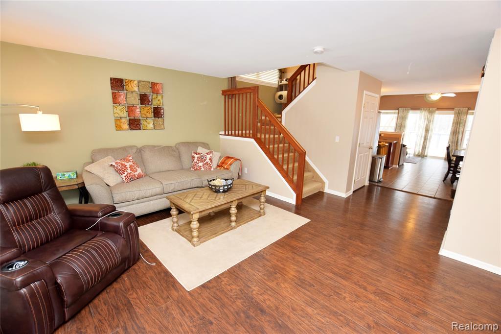 5340 Blossom Lane, Linden, MI 48451 — Photo 4
