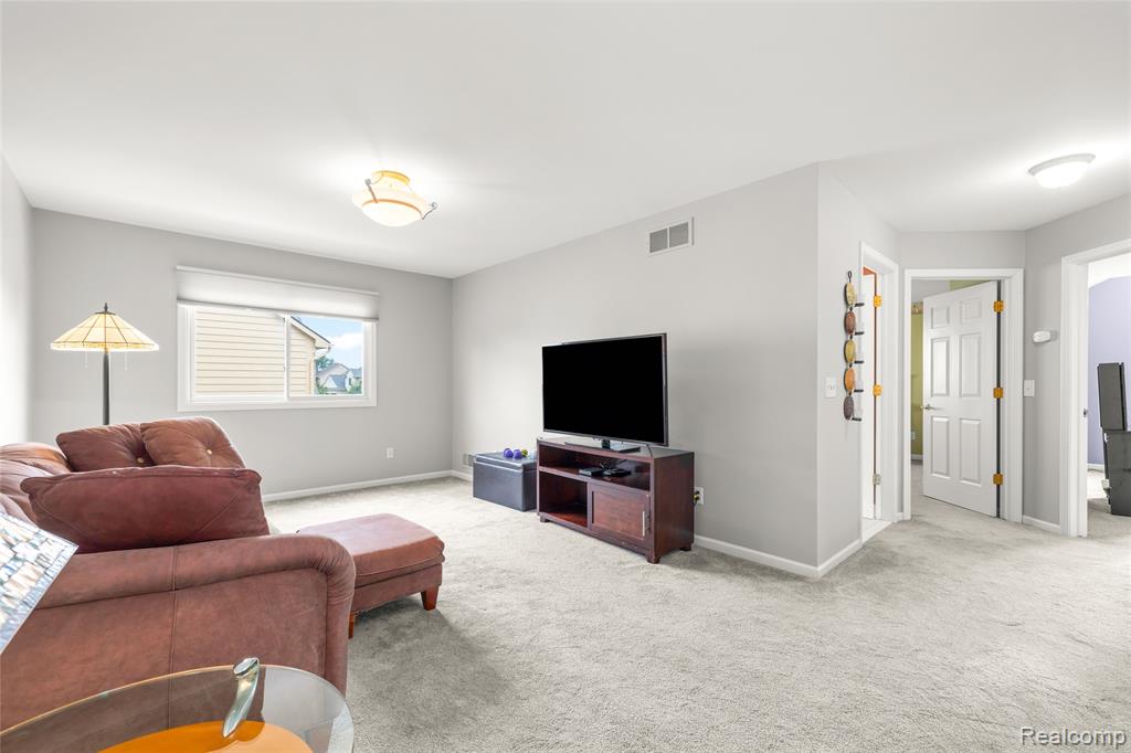 51037 Weston Drive, Plymouth, MI 48170 — Photo 20
