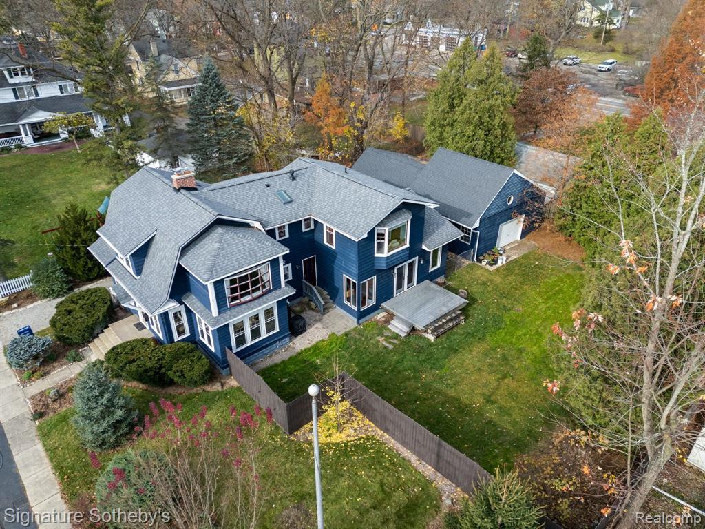 7 ROBERTSON Court, Clarkston, MI — Photo 2
