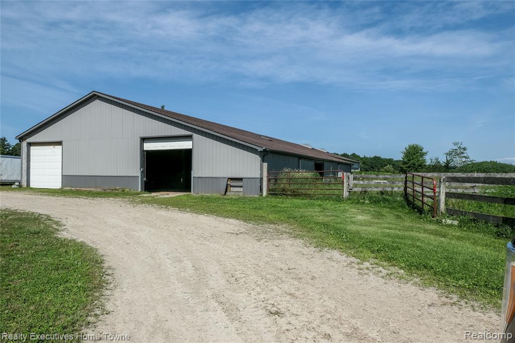7227 AVOCA Road, Clyde, MI 48049 — Photo 8