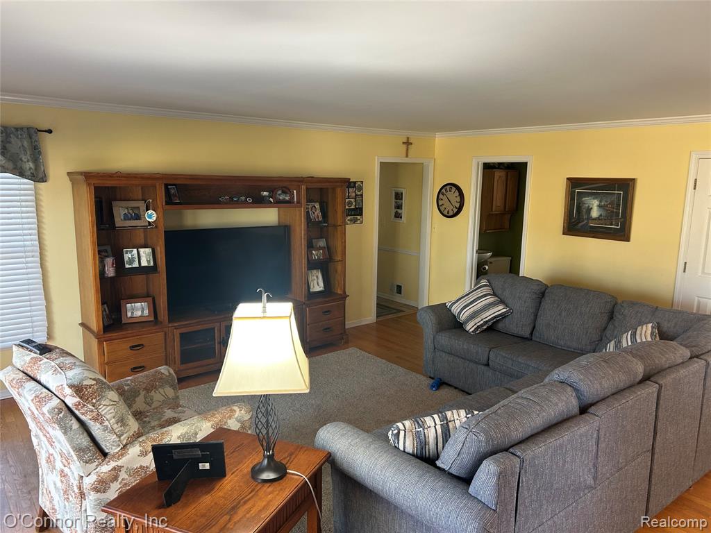 720 Arlington Circle, Marysville, MI 48040 — Photo 20