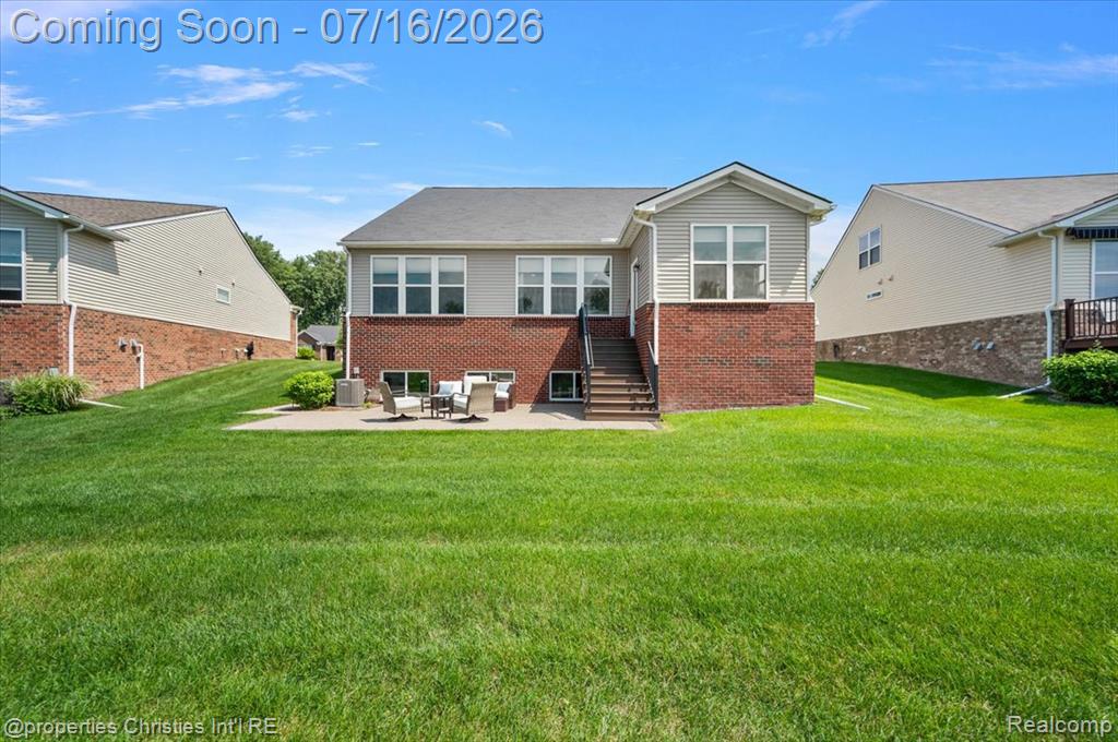 50026 Alden, Canton, MI 48188 — Photo 50