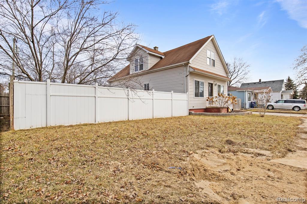 502 WHITE Avenue, Lincoln Park, MI 48146 — Photo 4