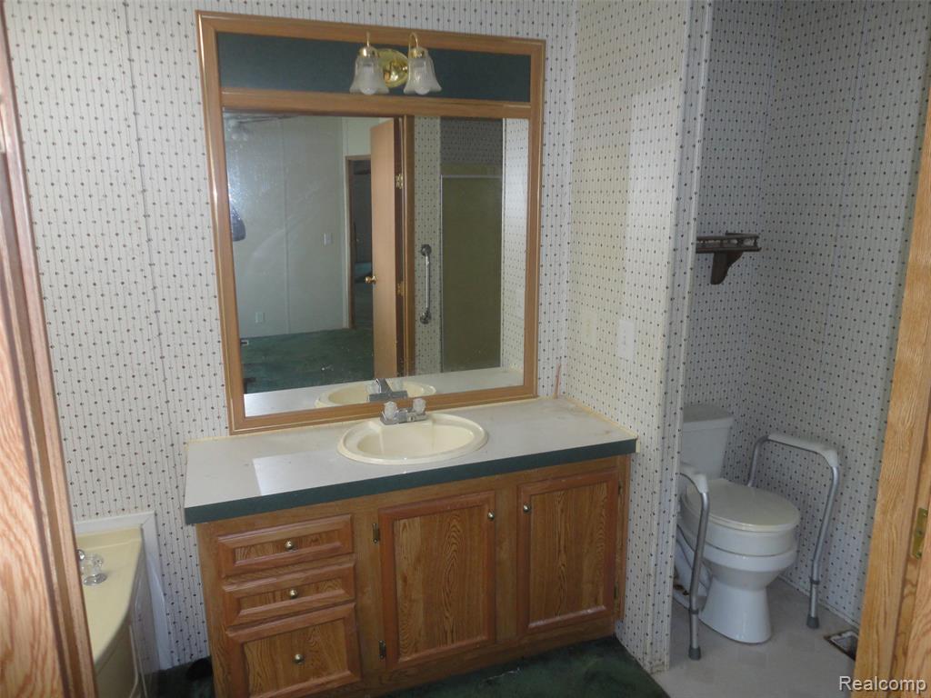 879 Stevens Trial, Monroe, MI 48161 — Photo 10