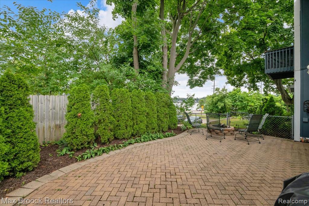 8230 Vandell Street, Commerce Twp, MI 48382 — Photo 22