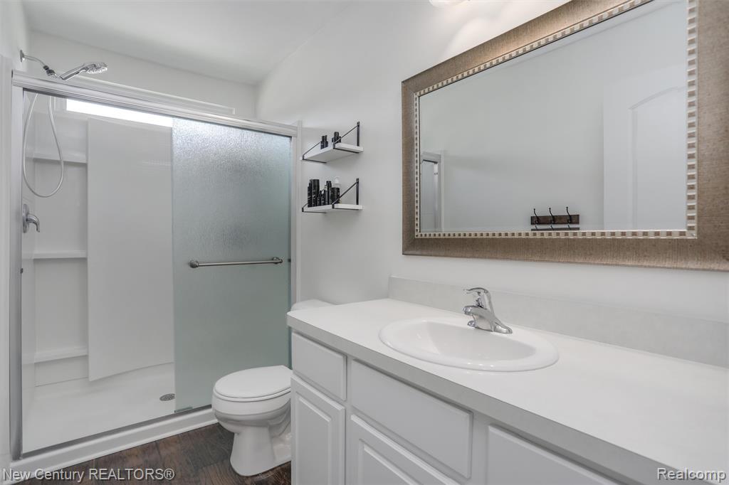 6496 Skylar Lane, Waterford, MI 48327 — Photo 21