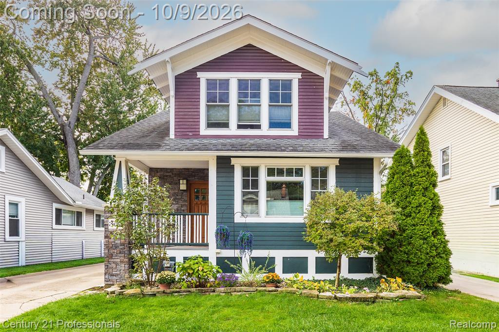 304 Gardenia Avenue, Royal Oak, MI 48067