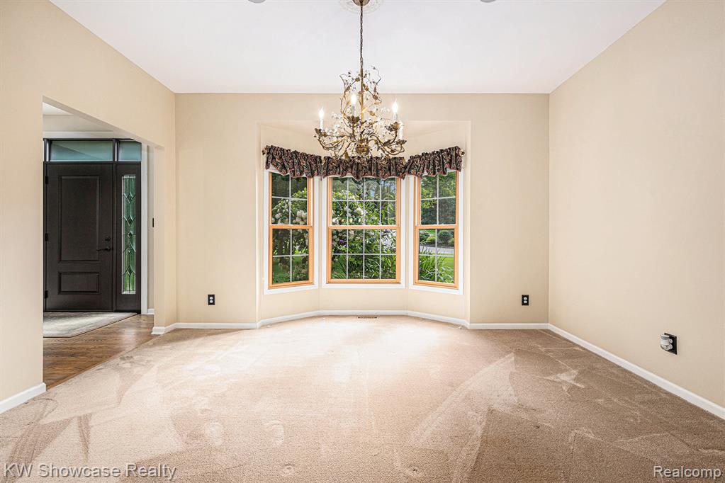6060 Rosewood Parkway, White Lake, MI 48383 — Photo 6