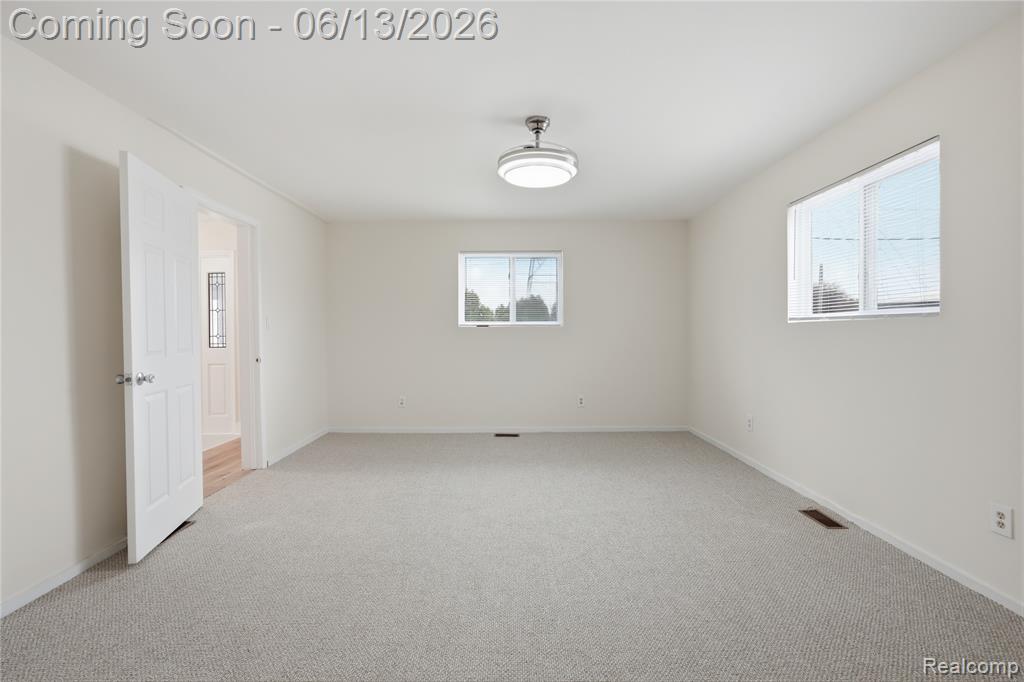 640 Martin Luther King Jr Boulevard S, Pontiac, MI 48341 — Photo 22