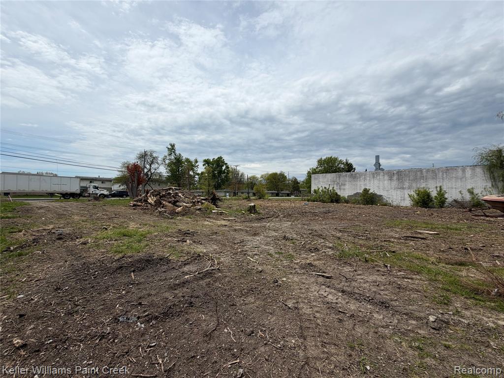 22477 15 Mile Road, Clinton Twp, MI 48035 — Photo 27