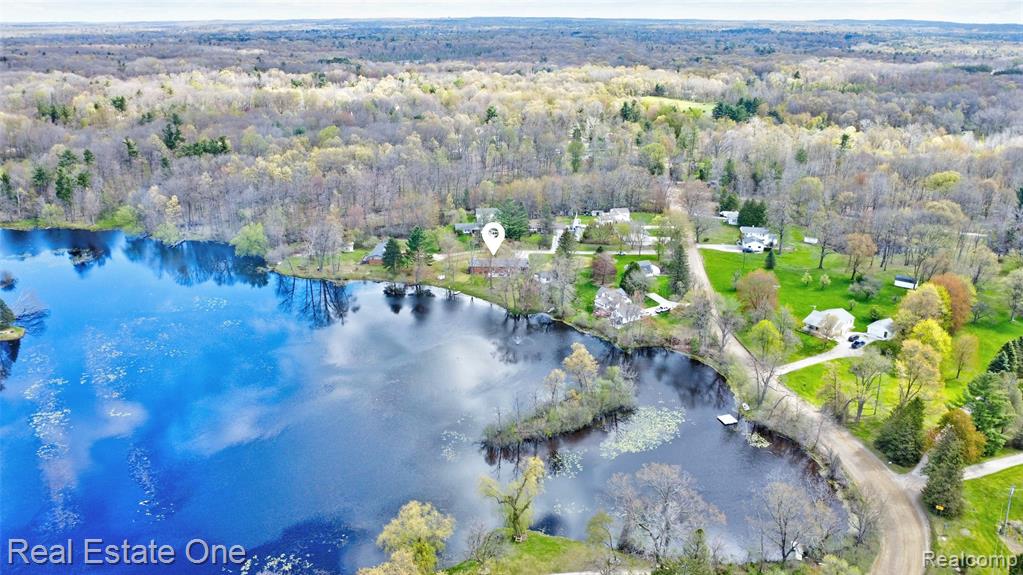 327 Coats Road, Lake Orion, MI 48362 — Photo 53
