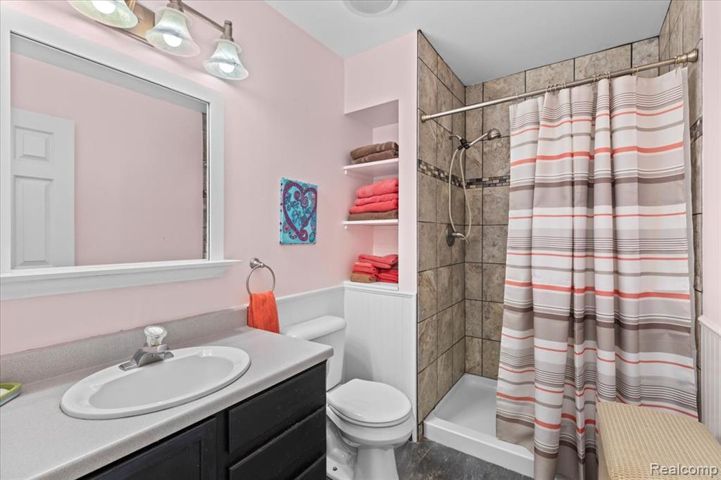 9327 Huron Park Drive, Brighton, MI 48116 — Photo 26