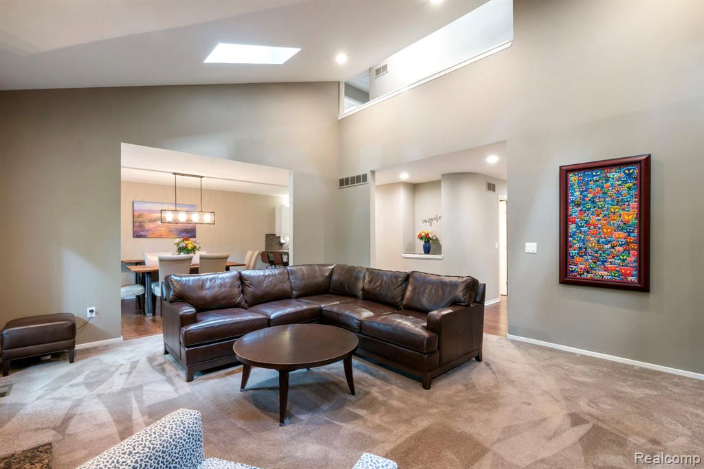 5775 Eastman Boulevard, West Bloomfield, MI 48323 — Photo 11