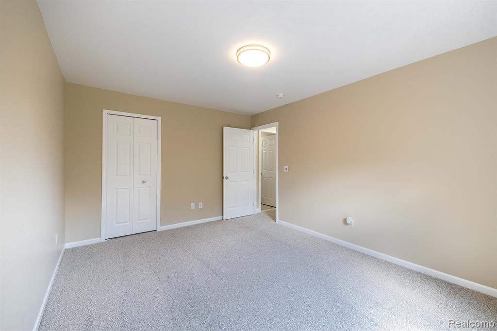 491 MULBERRY Street, Wyandotte, MI 48192 — Photo 24