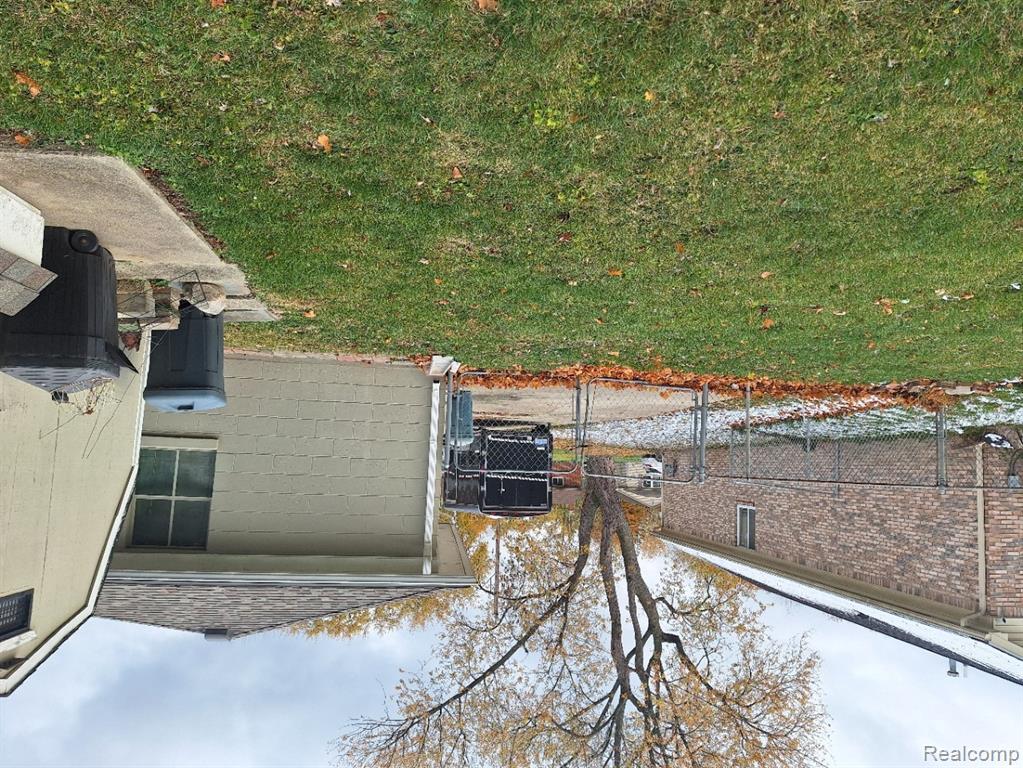 4955 Harding Street, Dearborn Heights, MI 48125 — Photo 16